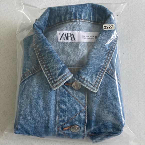 Zara women’s cropped denim vest - Picture 6 of 6